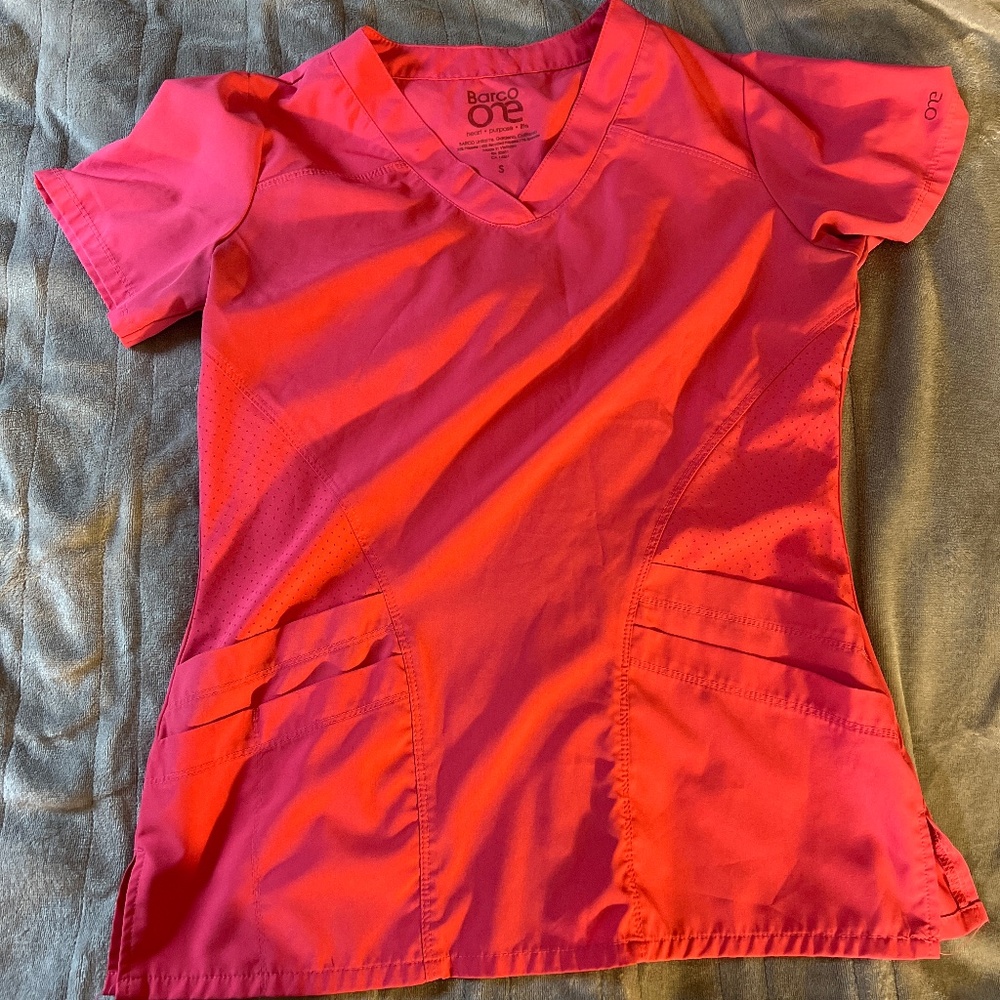 Scrub top